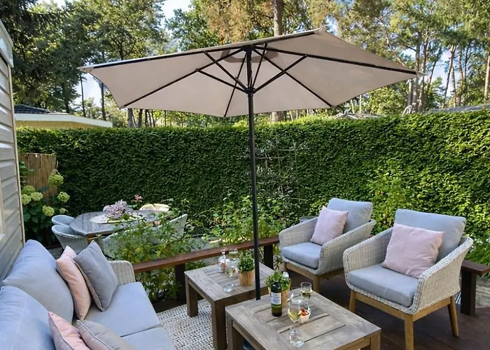 Luxe Chalet Met Prachtig Terras Op De Veluwe , Veel Privacy Hoenderloo photo